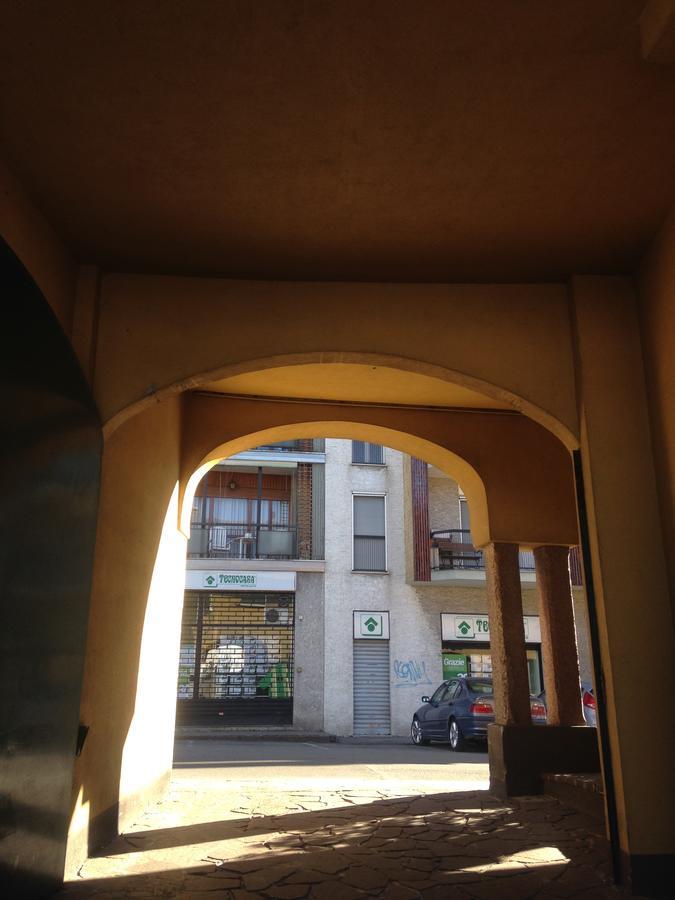 Albergo Della Corona Binasco Buitenkant foto